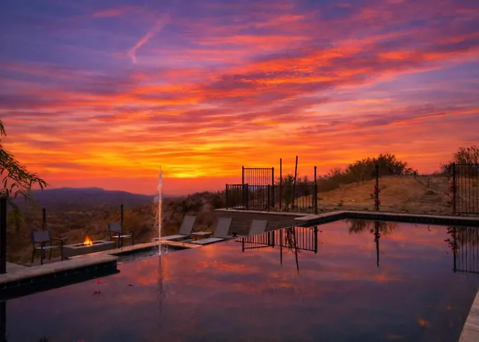 Paradise Canyon-infinity Pool-mnt Views-estate 3 Holiday home Fort McDowell
