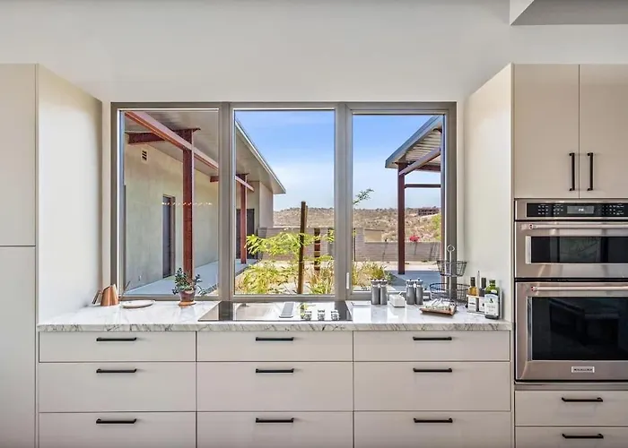 Holiday home Paradise Canyon-infinity Pool-mnt Views-estate 3