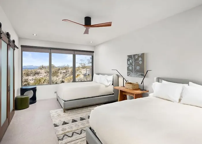 Paradise Canyon-infinity Pool-mnt Views-estate 3 *