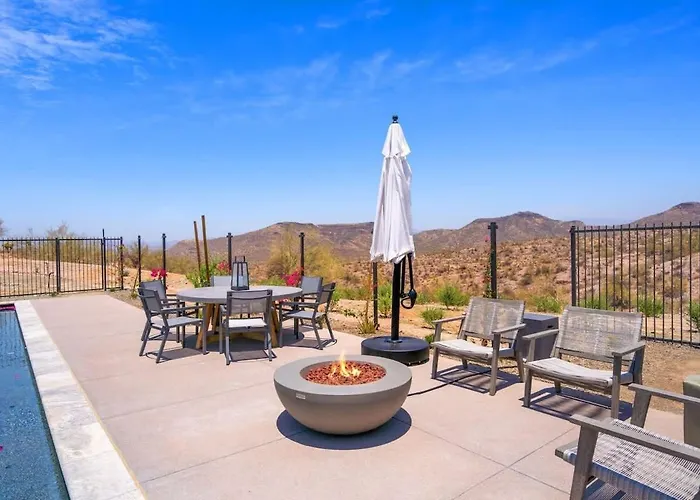 Paradise Canyon-infinity Pool-mnt Views-estate 3